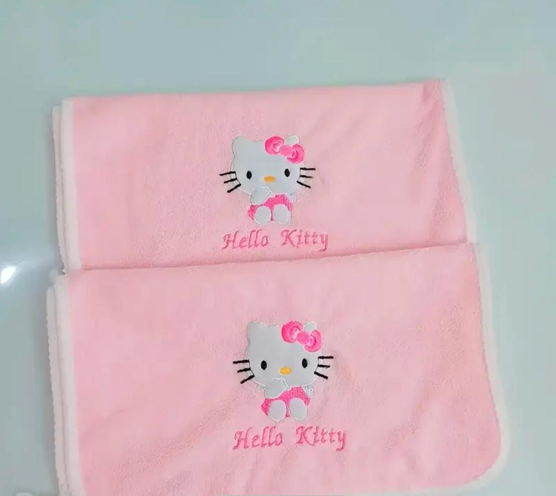 1 Ensemble SANRIO Hello Kitty Serviette En Polyester