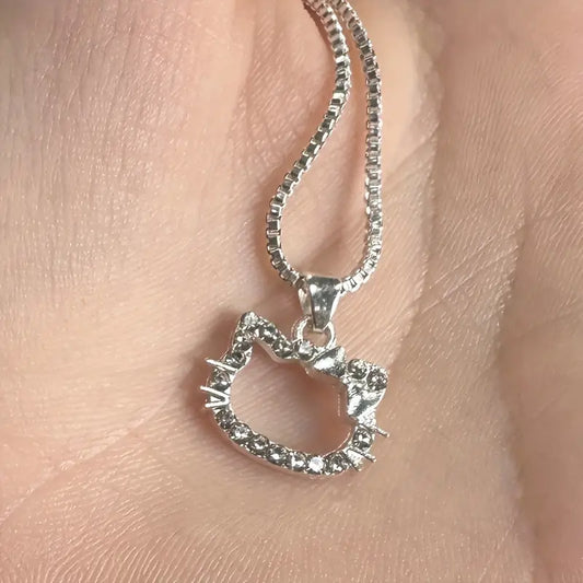 💎 Collier Pendentif Hello Kitty – Élégance et tendresse ! 🐱